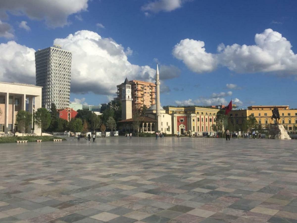 "Tata'S Home"! Tirana Esterno foto